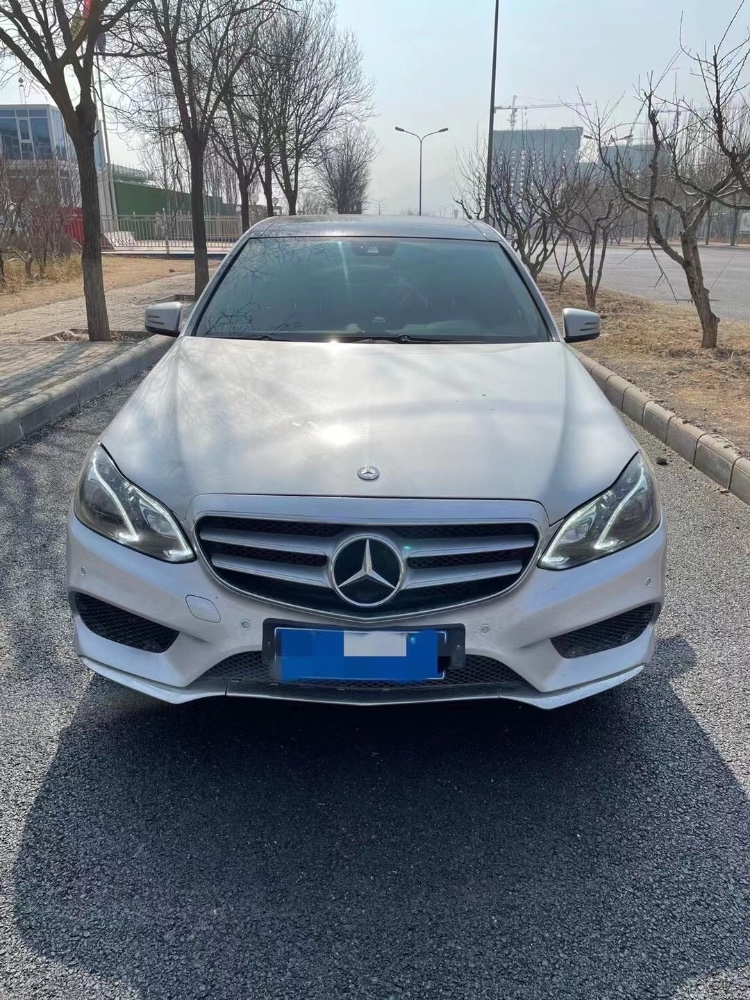 福利,去看看老款卖多少,11年新款奔驰e300,纯进口,3.