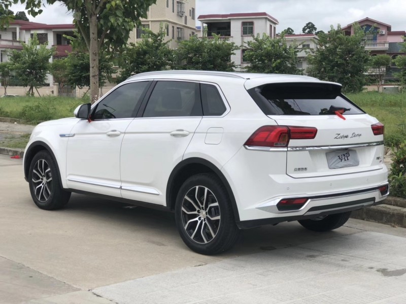 18年众泰大迈X7