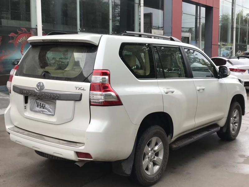 18年丰田普拉多