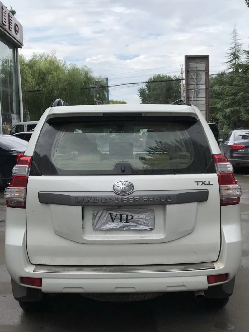 18年丰田普拉多