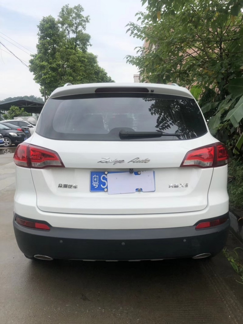 16年众泰大迈X5