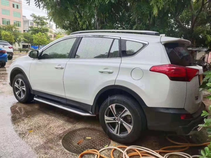 15年丰田RAV4