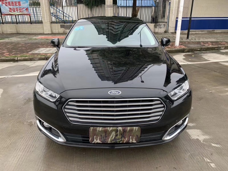 17年福特金牛座