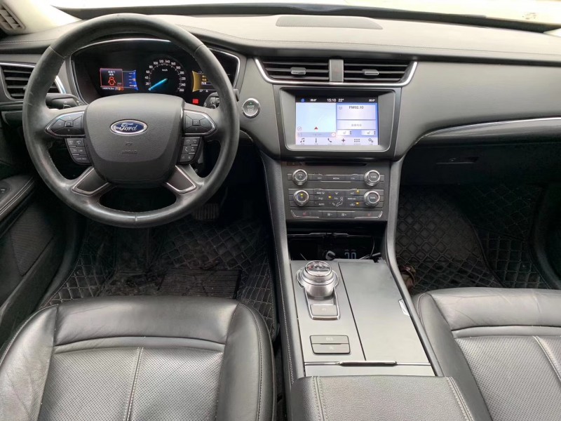 17年福特金牛座