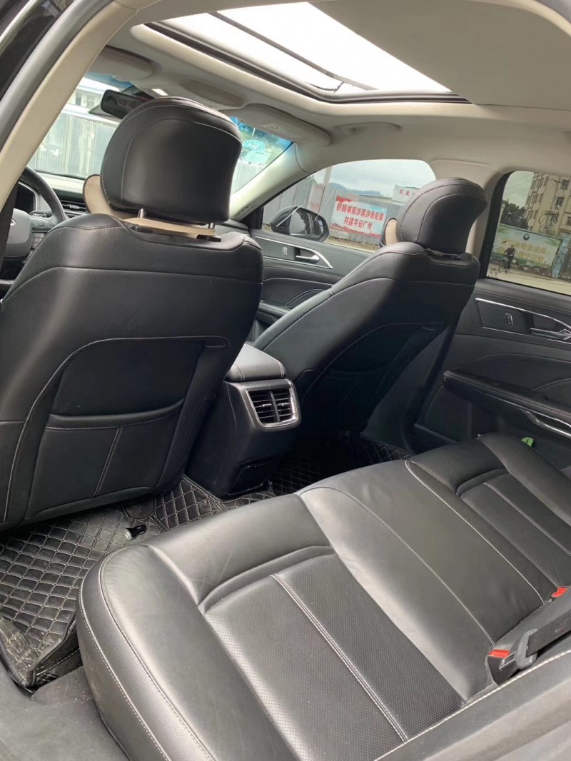 17年福特金牛座