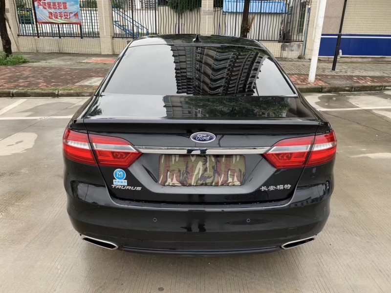 17年福特金牛座