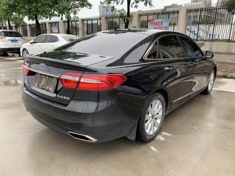 17年福特金牛座