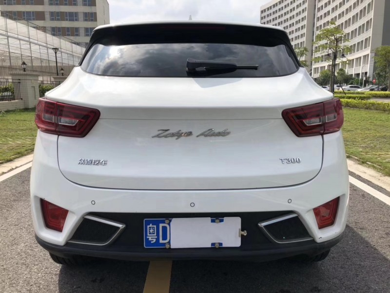 18年众泰T300