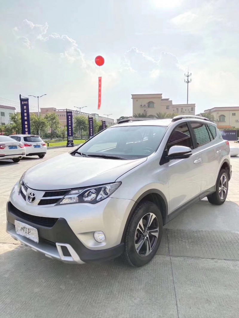 15年丰田RAV4