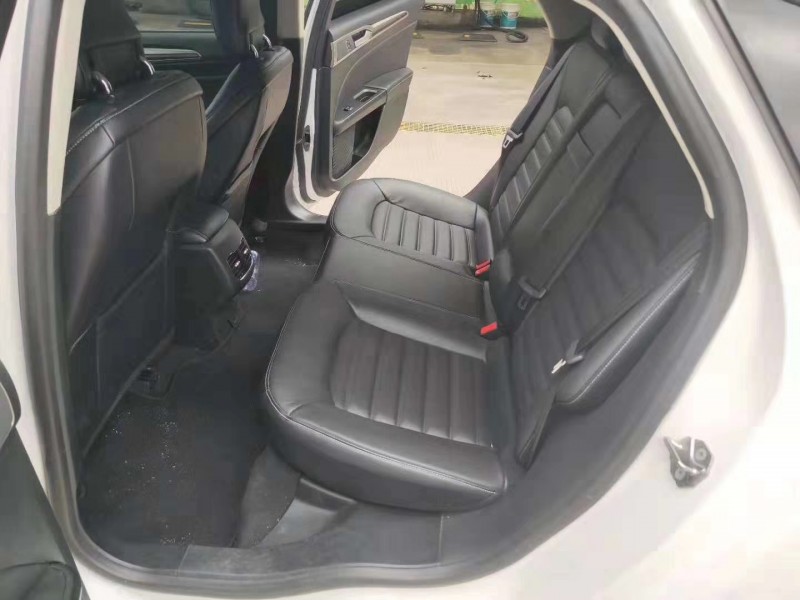 18年福特蒙迪欧