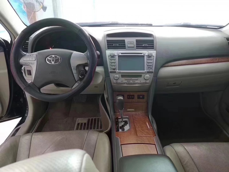 09年丰田凯美瑞