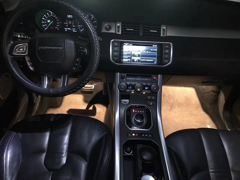 14年路虎揽胜极光