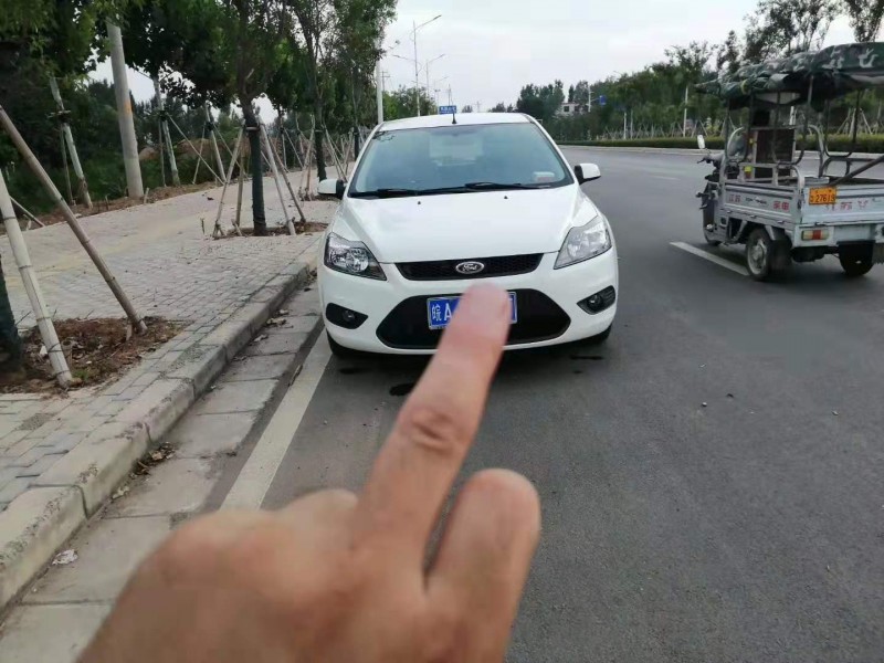 16年福特福克斯