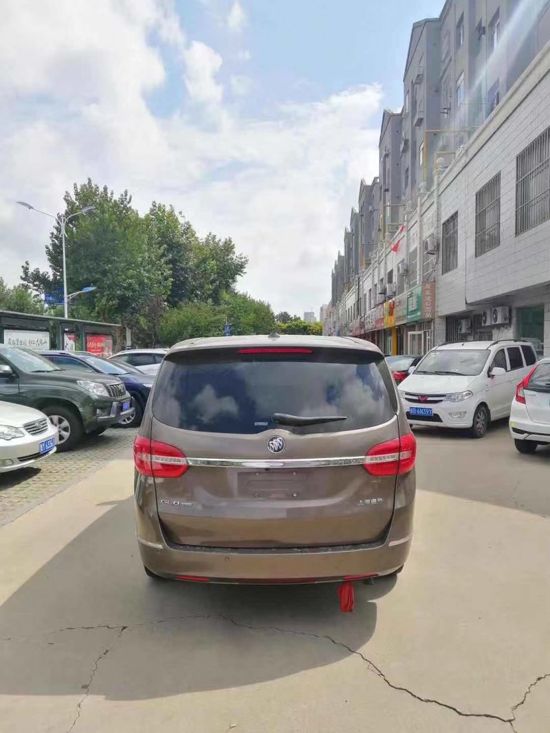 15年别克别克GL8