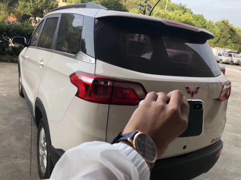 18年五菱汽车五菱宏光