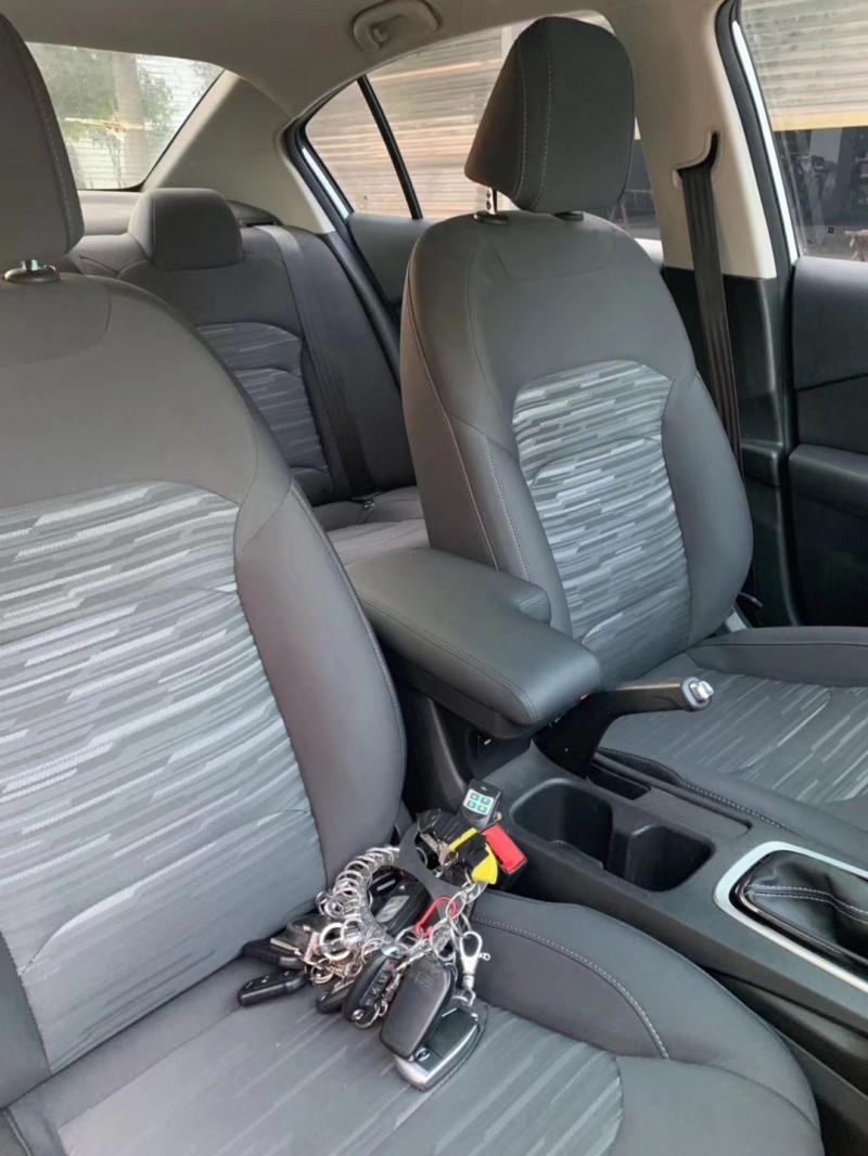 17年雪佛兰科沃兹