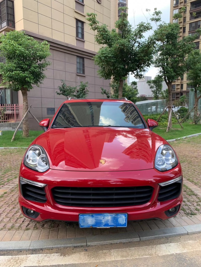 17年保时捷卡宴