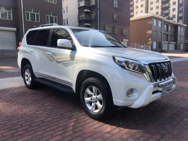 15年丰田普拉多