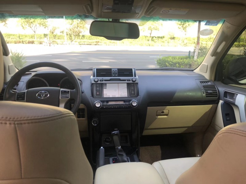 15年丰田普拉多