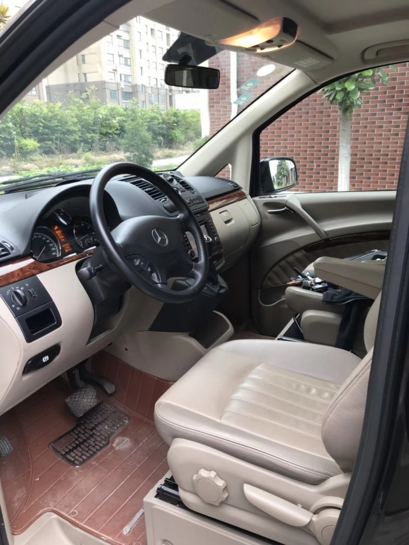 15年奔驰唯雅诺