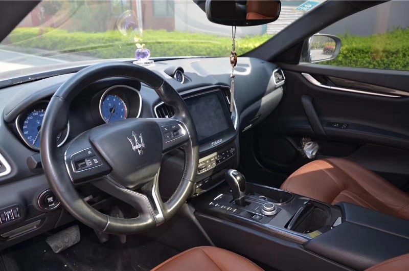 17年玛莎拉蒂Ghibli