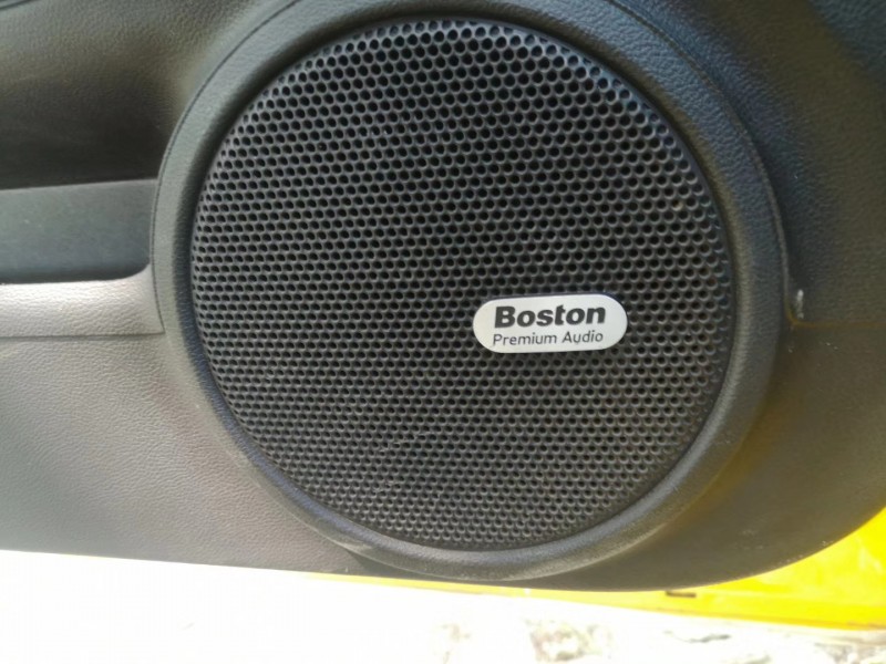 11年雪佛兰科迈罗