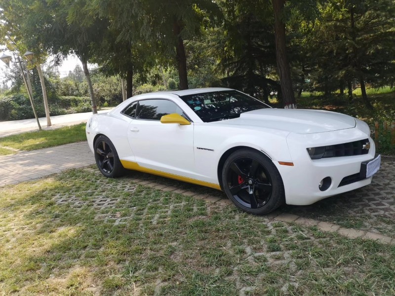 11年雪佛兰科迈罗