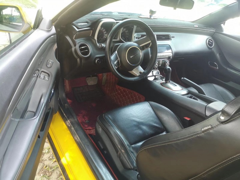 11年雪佛兰科迈罗