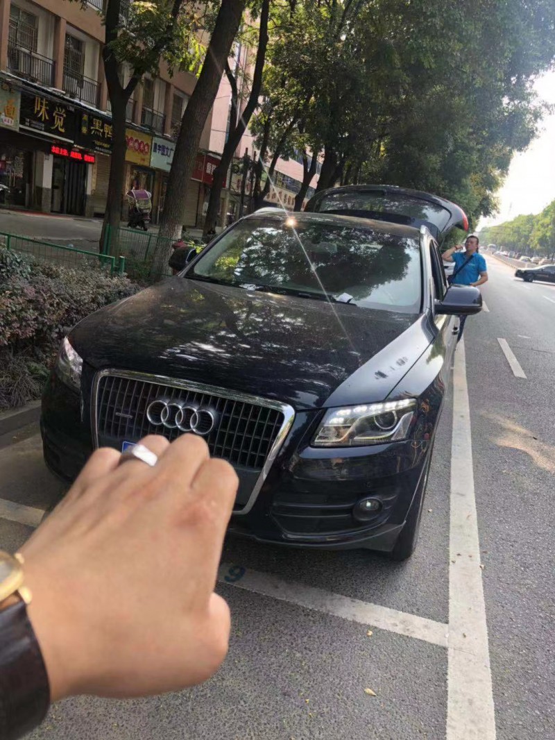 12年奥迪Q5