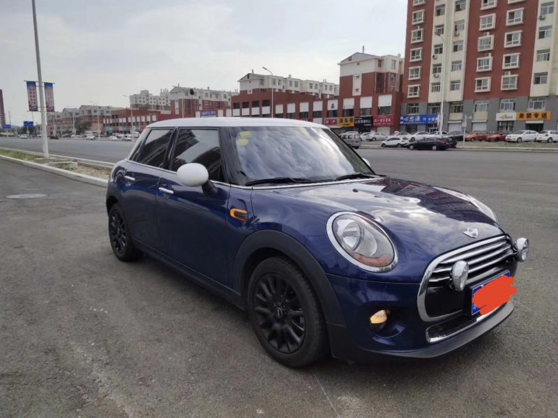 16年宝马MINI