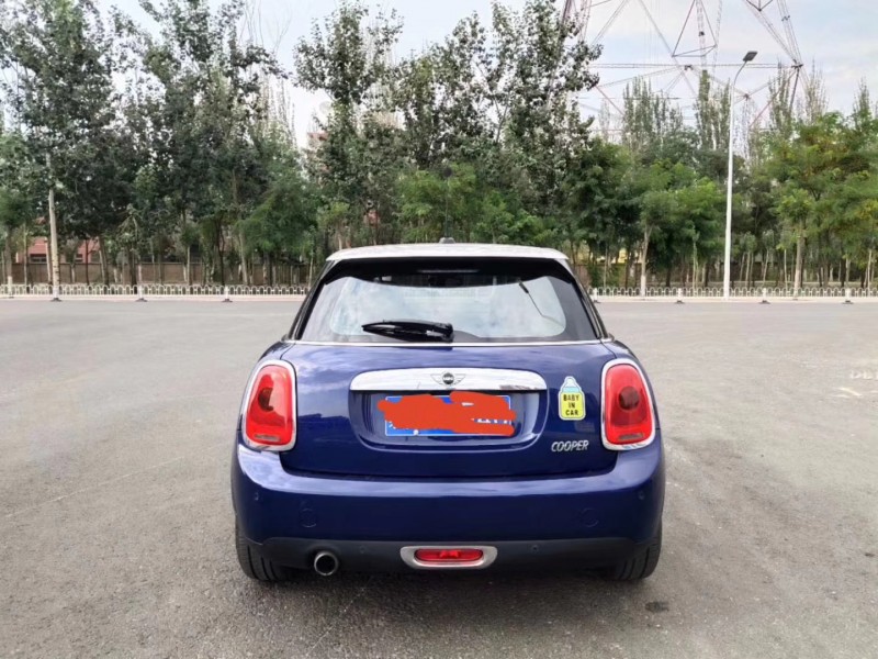 16年宝马MINI