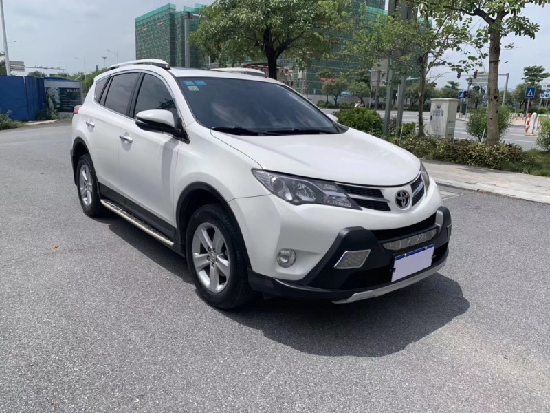 14年丰田RAV4
