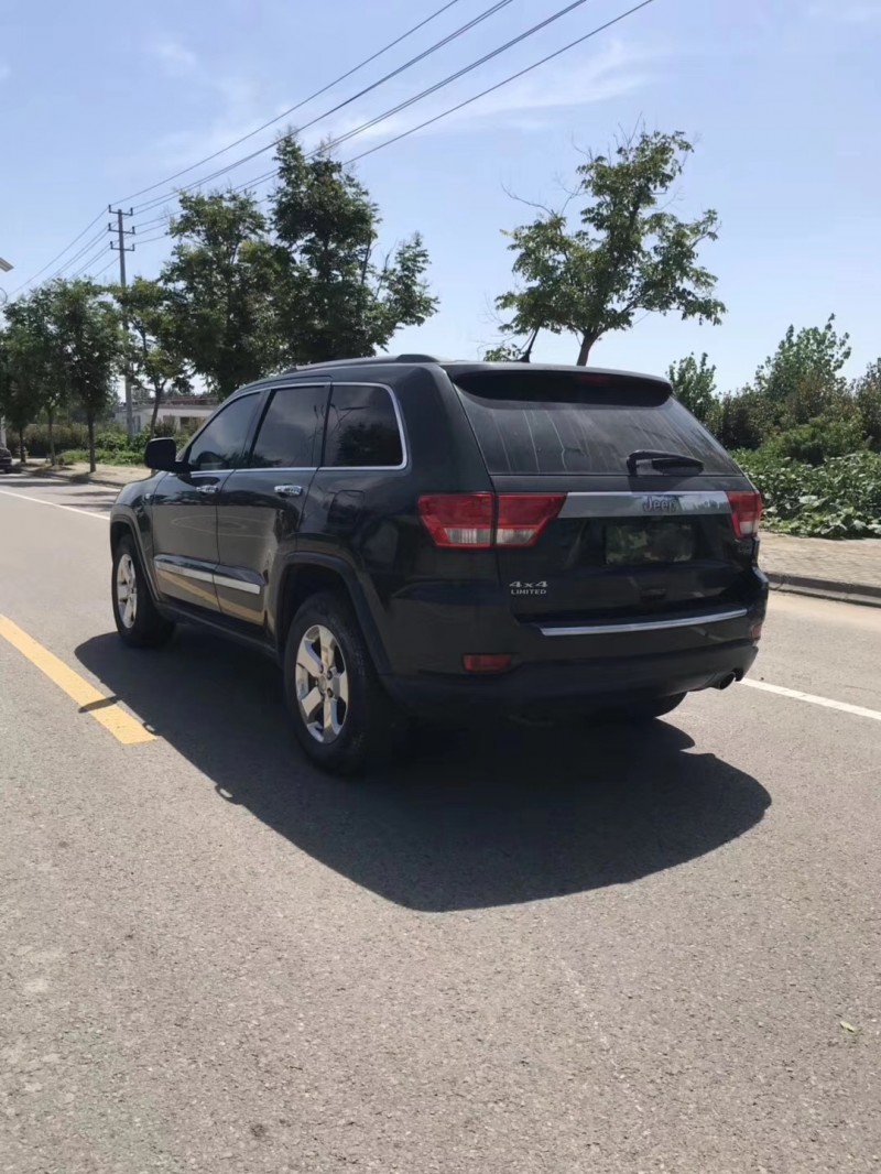 11年Jeep大切诺基