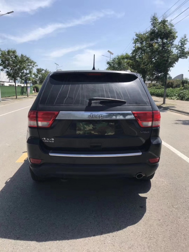 11年Jeep大切诺基