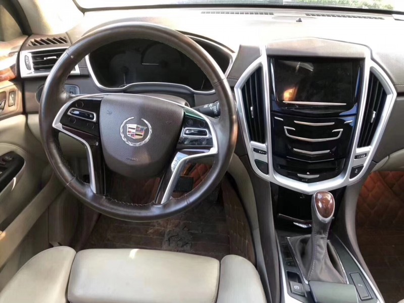 14年凯迪拉克SRX