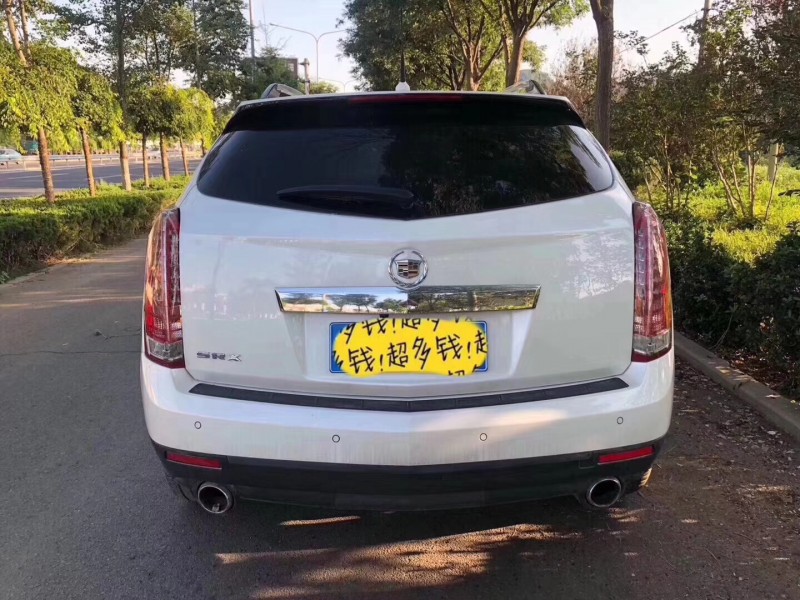 14年凯迪拉克SRX