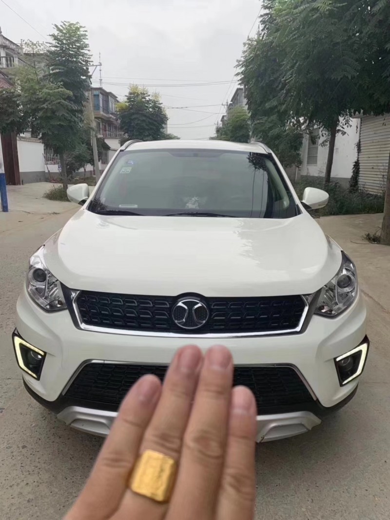 18年北汽绅宝X35