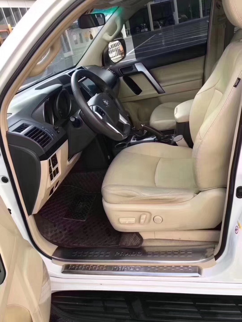15年丰田普拉多