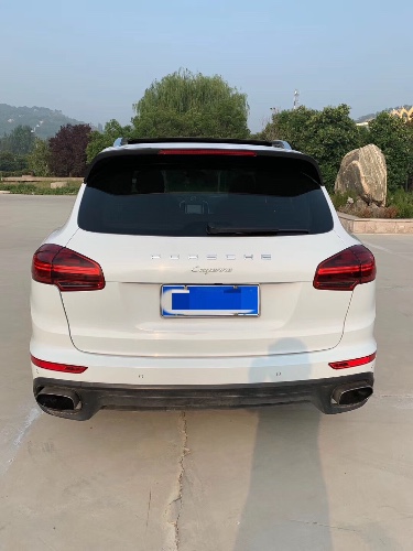 15年保时捷卡宴