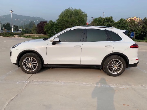 15年保时捷卡宴