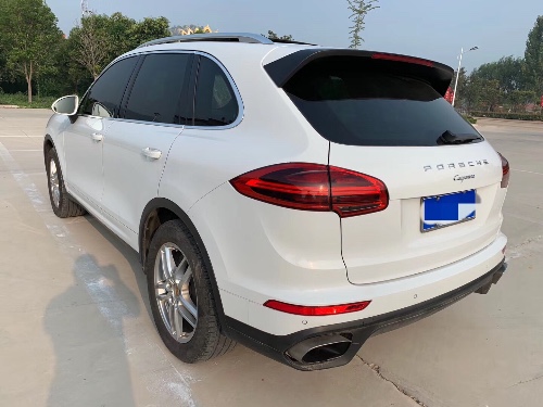 15年保时捷卡宴