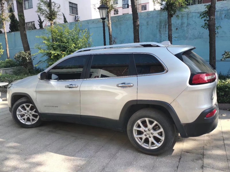 16年Jeep自由光