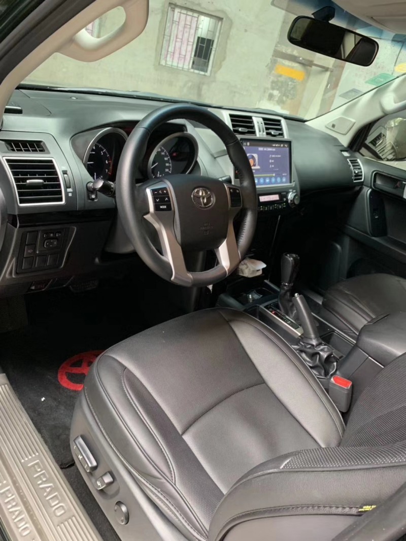 17年丰田普拉多