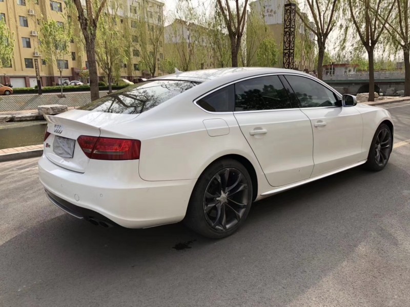11年奥迪S5