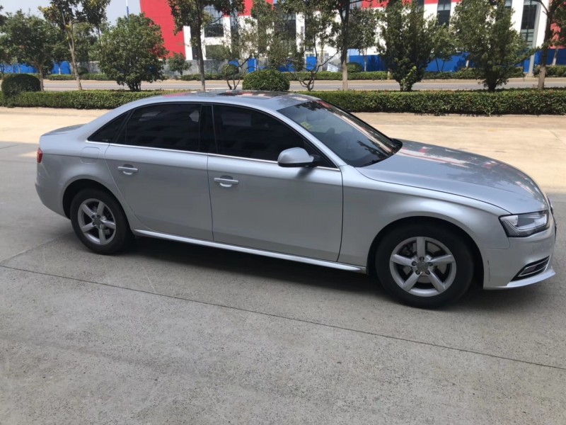 13年奥迪A4L