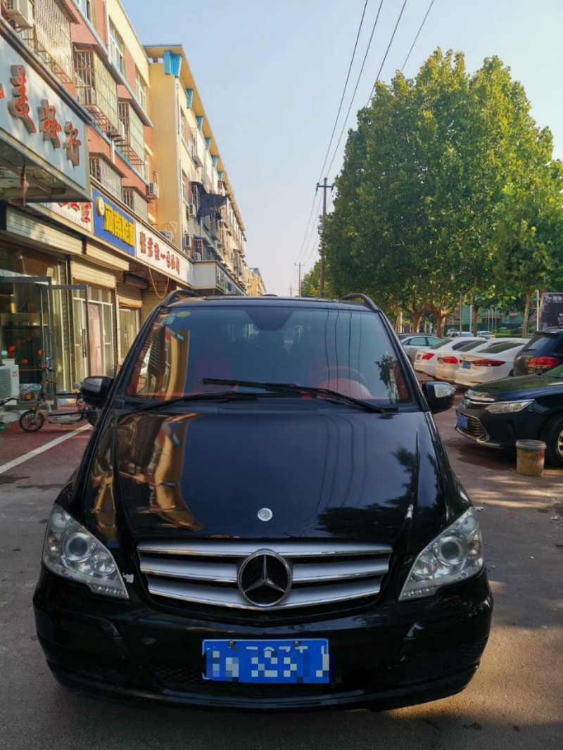 14年奔驰唯雅诺