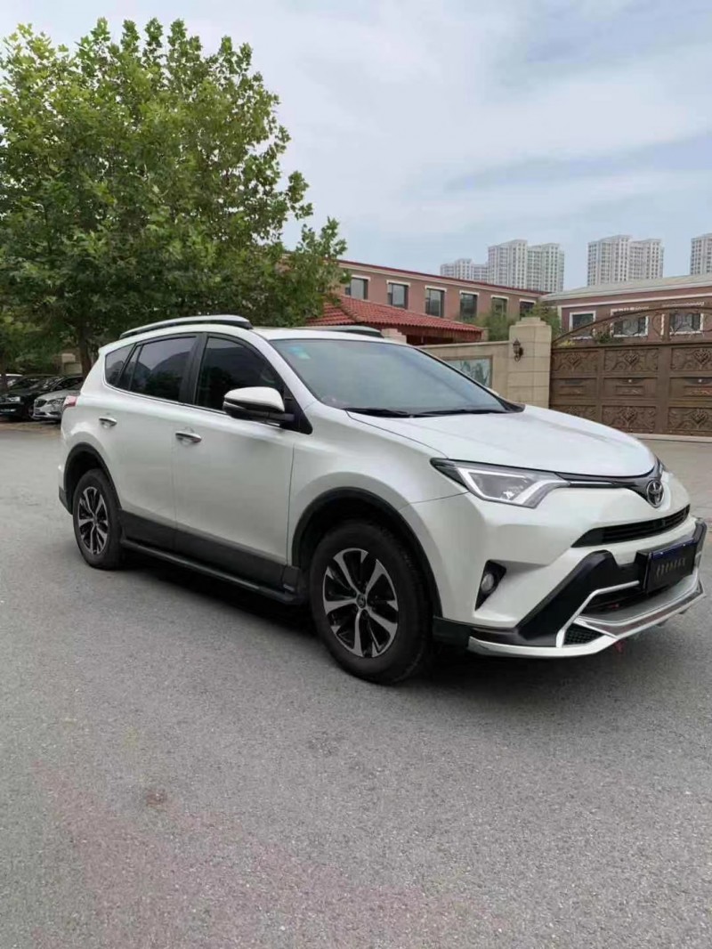 16年丰田RAV4