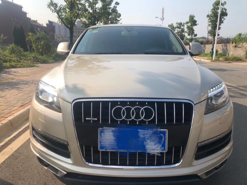 12年奥迪Q7