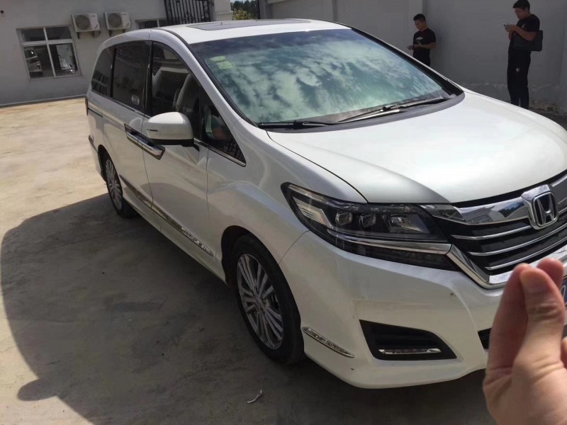 18年本田艾力绅