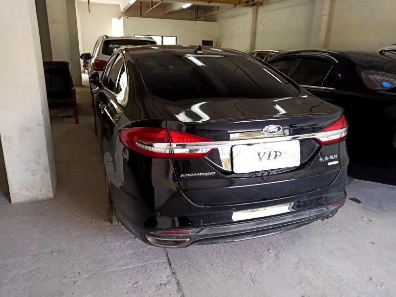 17年福特蒙迪欧